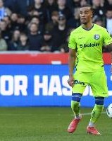 意媒：费内巴切昨夜提高给阿奇-布朗的年薪报价，他决定不去米兰